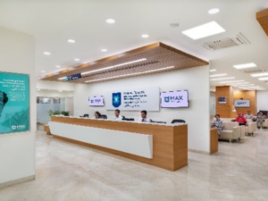 Max Hospital Reception